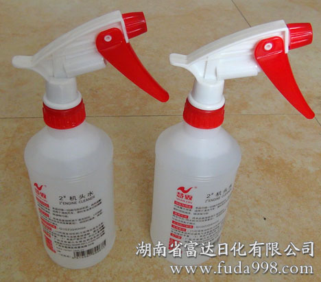 車用機頭水（shuǐ）