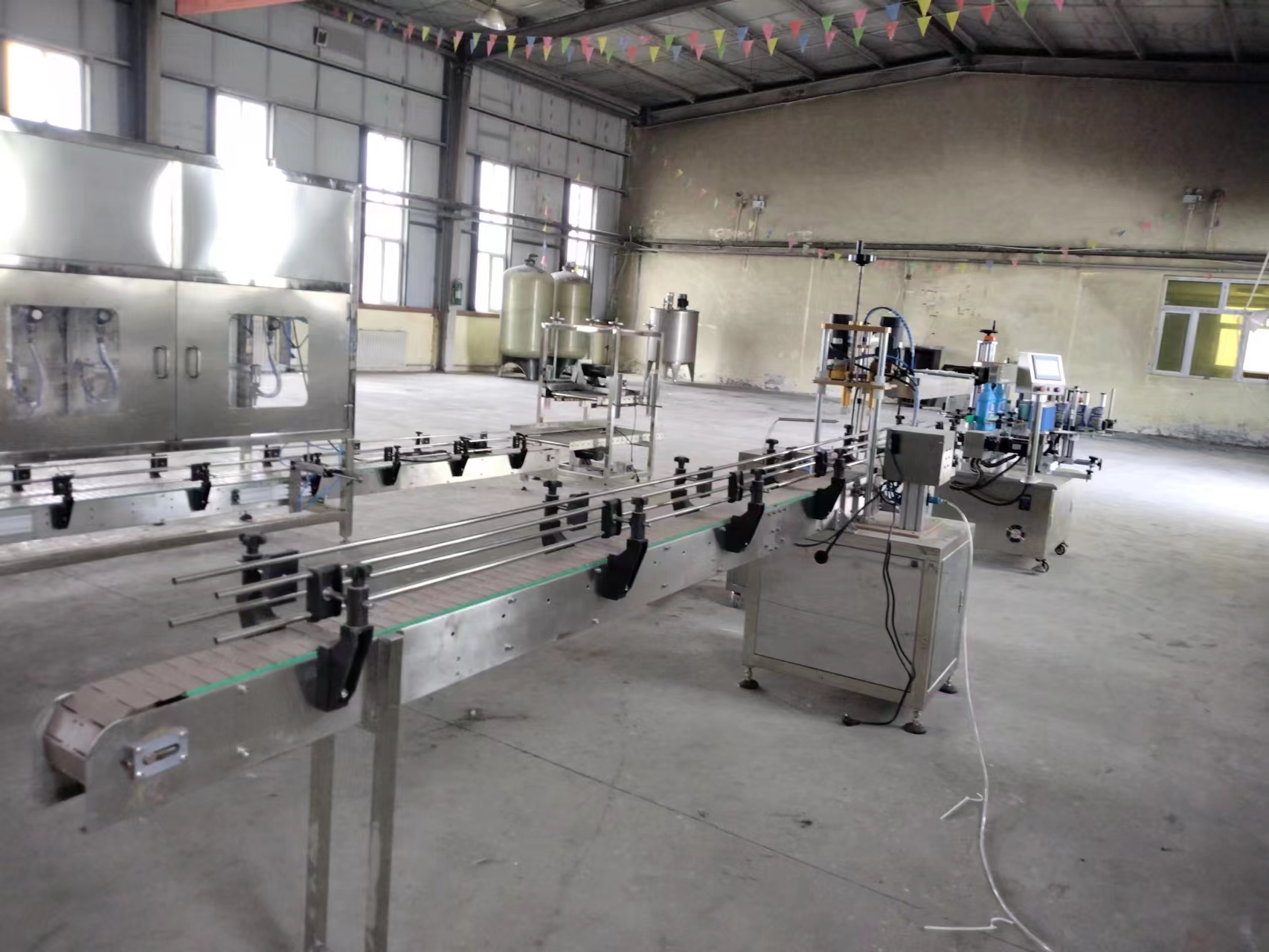 新疆用戶自動灌裝生產線